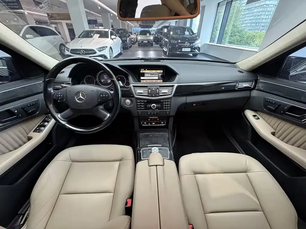 Mercedes-Benz E-Class (Import) — миниатюра 14