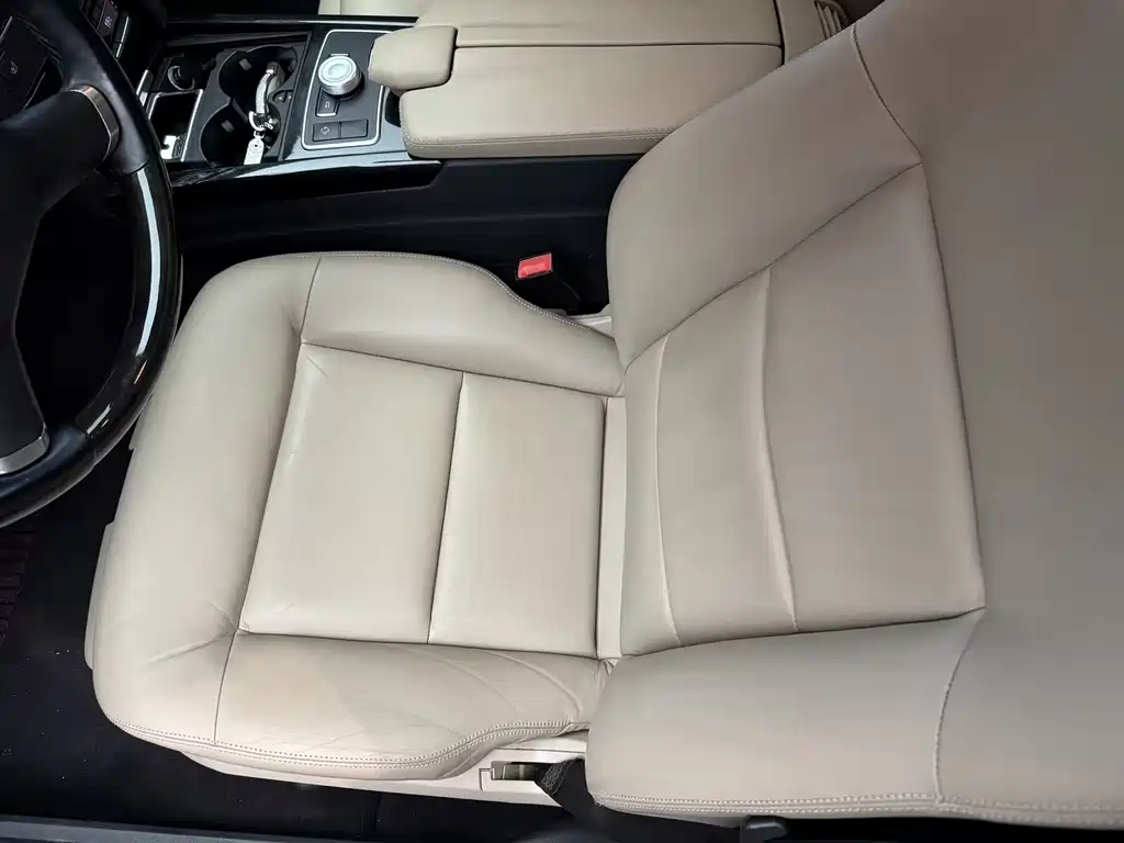 Mercedes-Benz E-Class (Import) — миниатюра 18