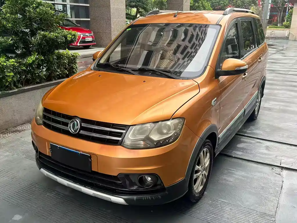Dongfeng 360 2015 1.5L MT Luxury 7 мест IV