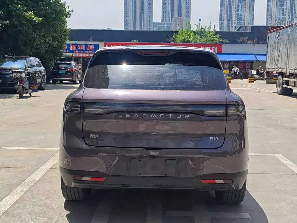 Leapmotor Leapmotor B10 — миниатюра 13
