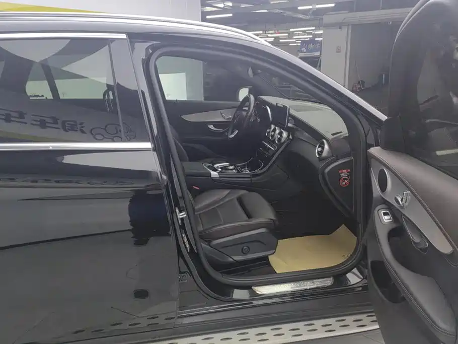 Mercedes-Benz GLC — миниатюра 8