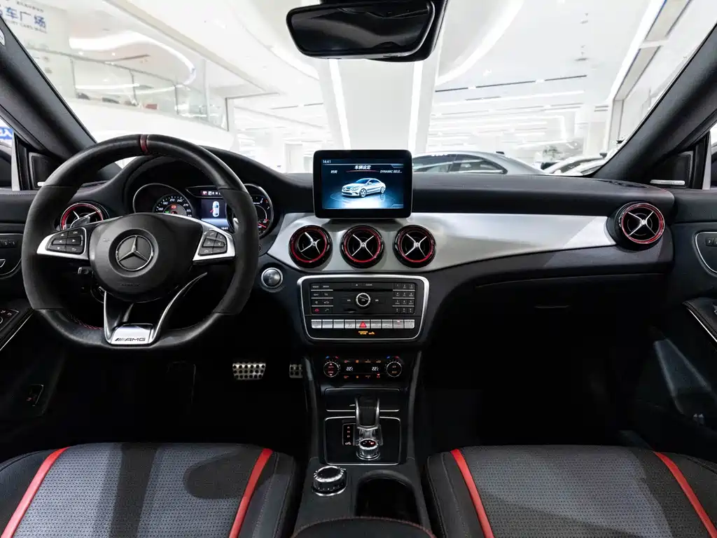 Mercedes-Benz CLA AMG — миниатюра 14