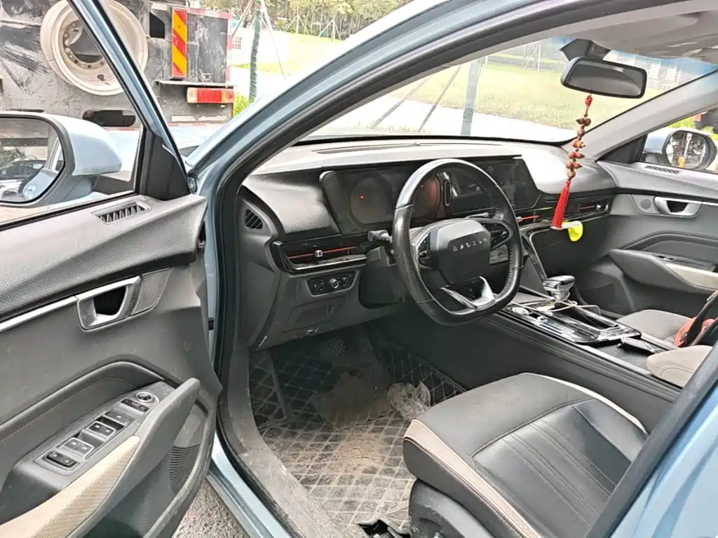 Baojun RC-6 — миниатюра 14