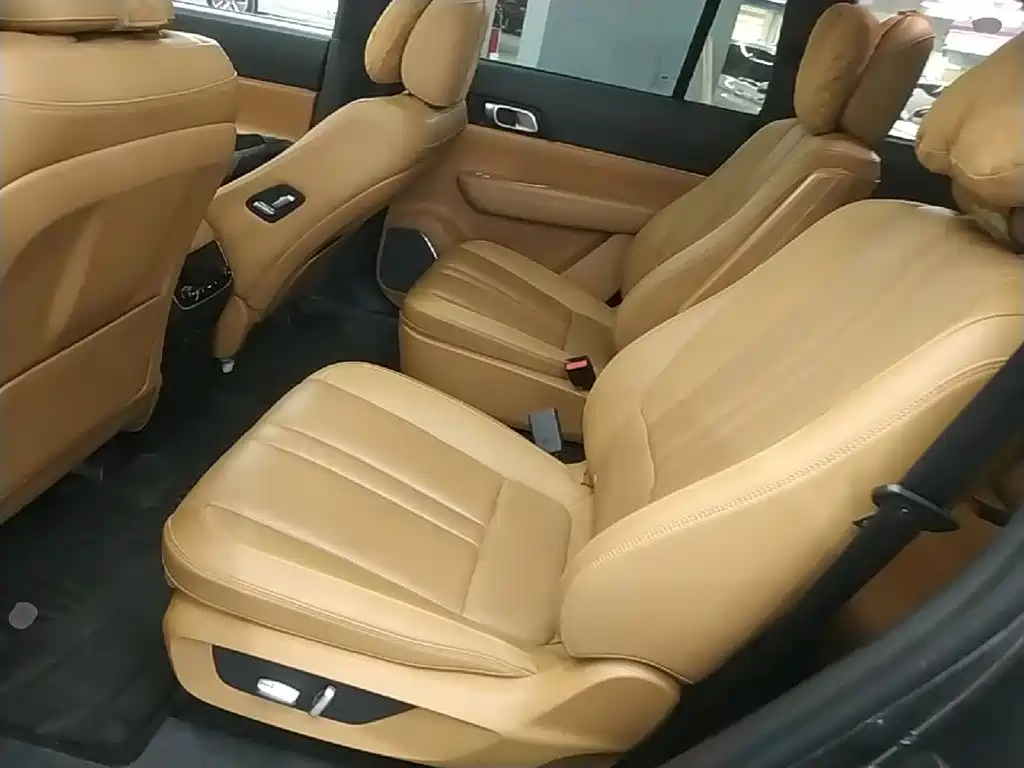 Li Auto Li ONE — миниатюра 17