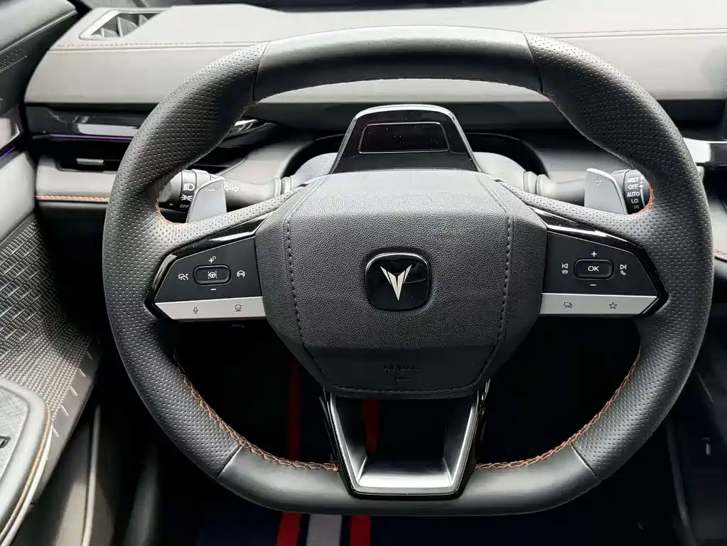 Changan UNI-V — миниатюра 12
