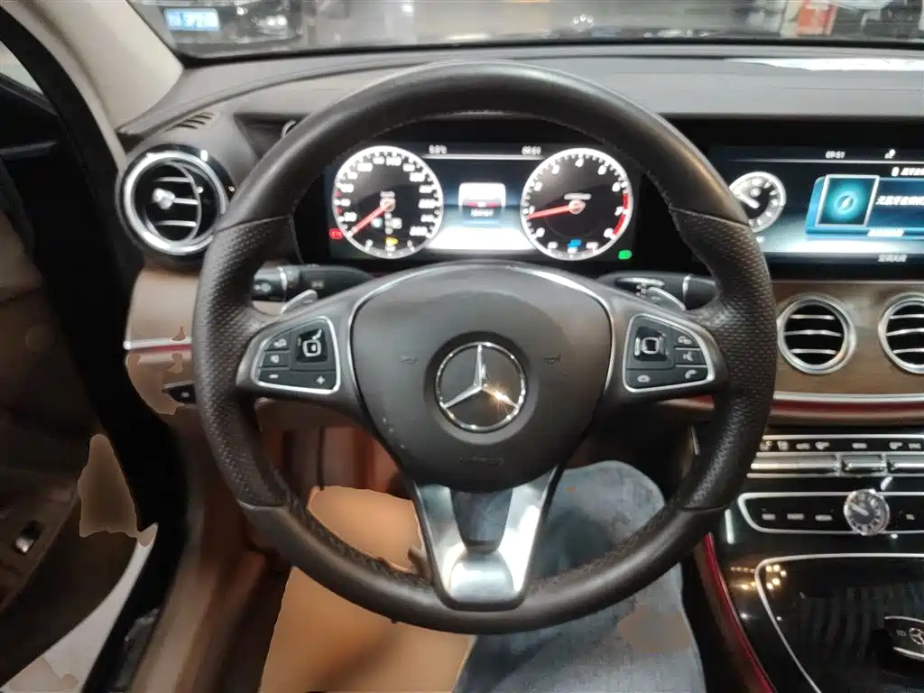 Mercedes-Benz E-Class E 2016 E 300 L Fashion