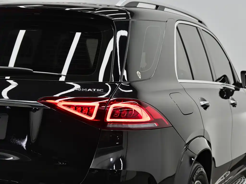 Mercedes-Benz GLE (Import) — миниатюра 38