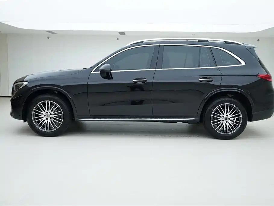 Mercedes-Benz GLC 2025 GLC 300 L 4MATIC 5 мест