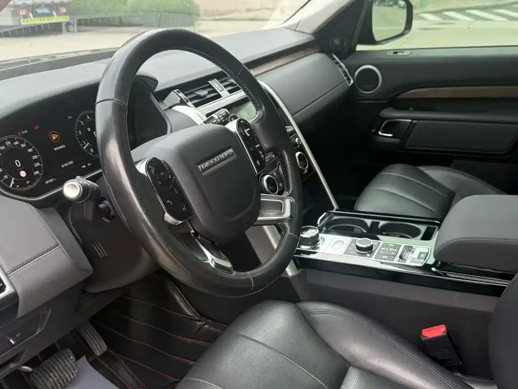 Land Rover Discovery 2019 3.0 SC V6 HSE