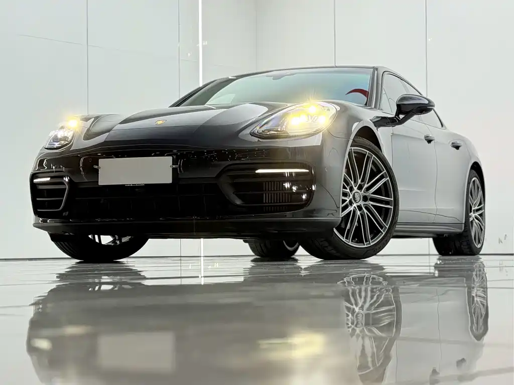 Porsche Panamera — миниатюра 2