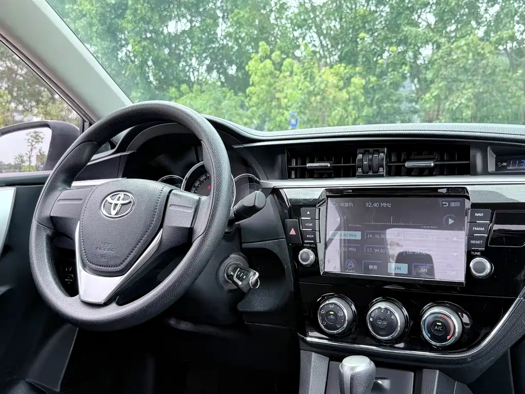 Toyota Corolla — миниатюра 11