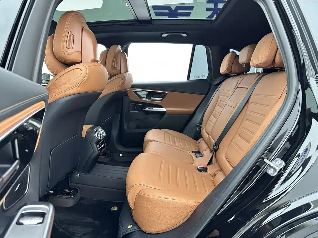 Mercedes-Benz GLC 2024 GLC 300 L 4MATIC 5 мест