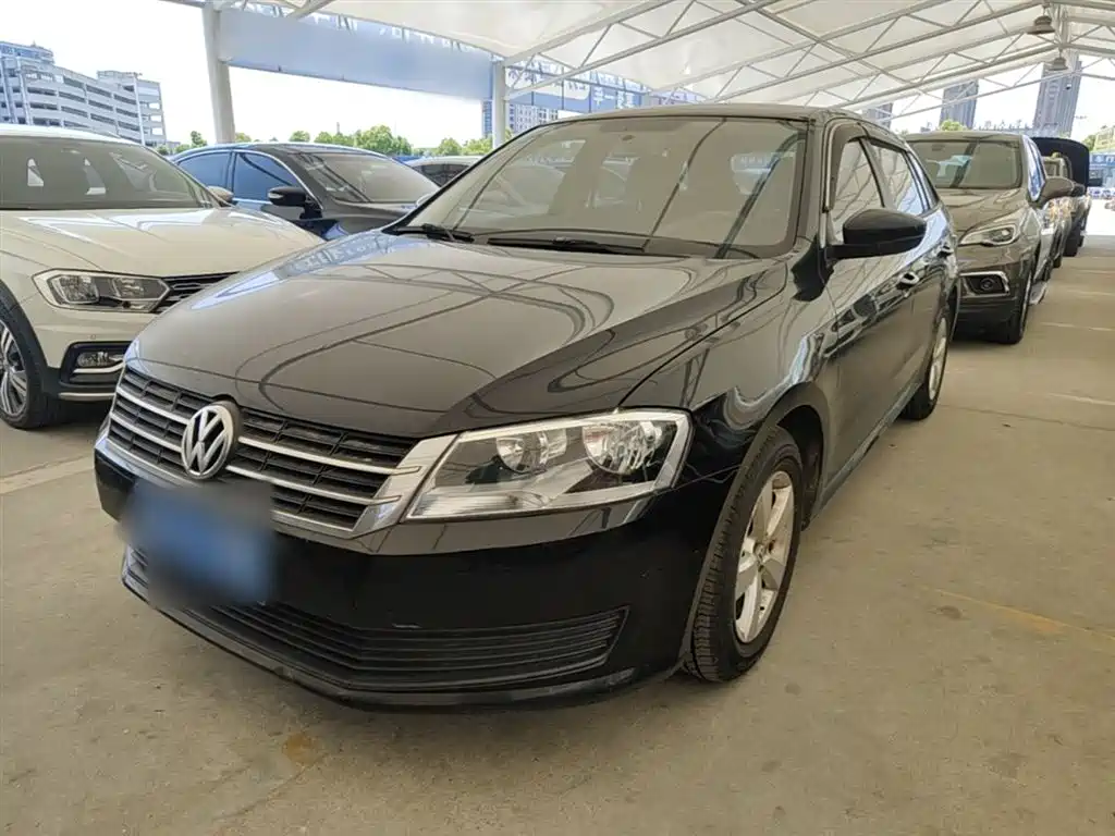 Volkswagen Gran Lavida 2013 1.6L AT