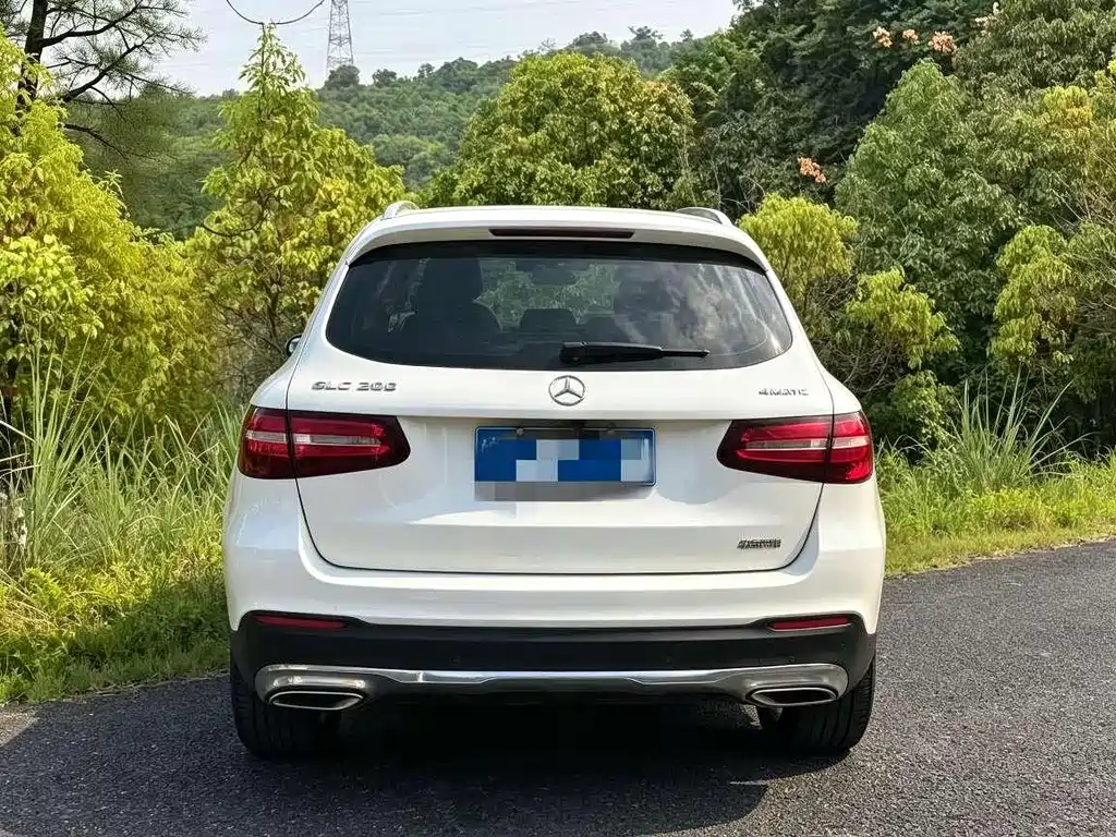 Mercedes-Benz GLC — миниатюра 8
