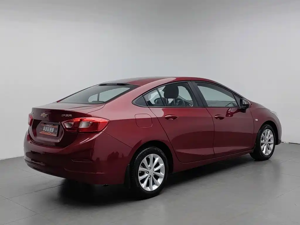 Chevrolet Cruze — миниатюра 2