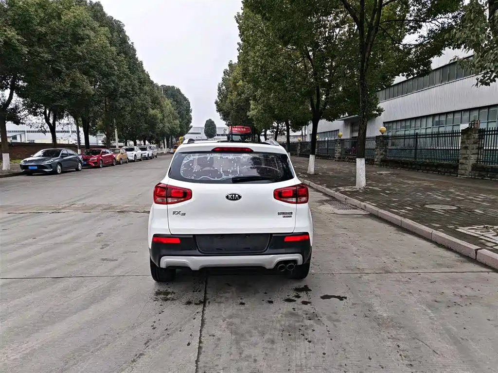 KIA KX3 PROUD RUN