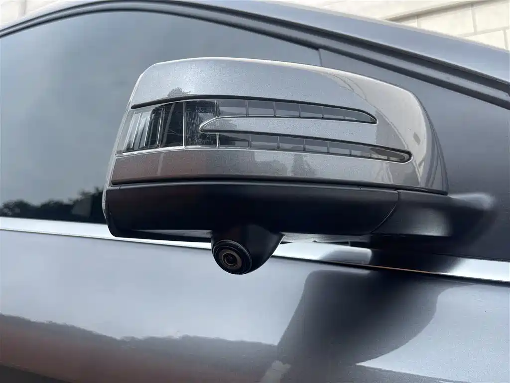 MERCEDES-BENZ B CLASS