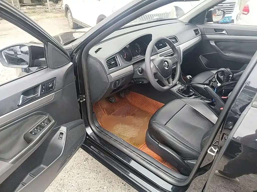 Volkswagen Lavida — миниатюра 16