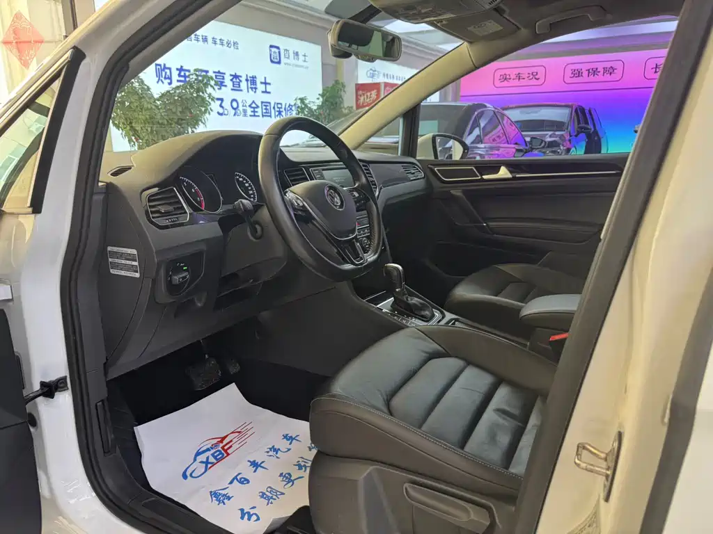 Volkswagen Golf 2015 1.4TSI Sportsvan