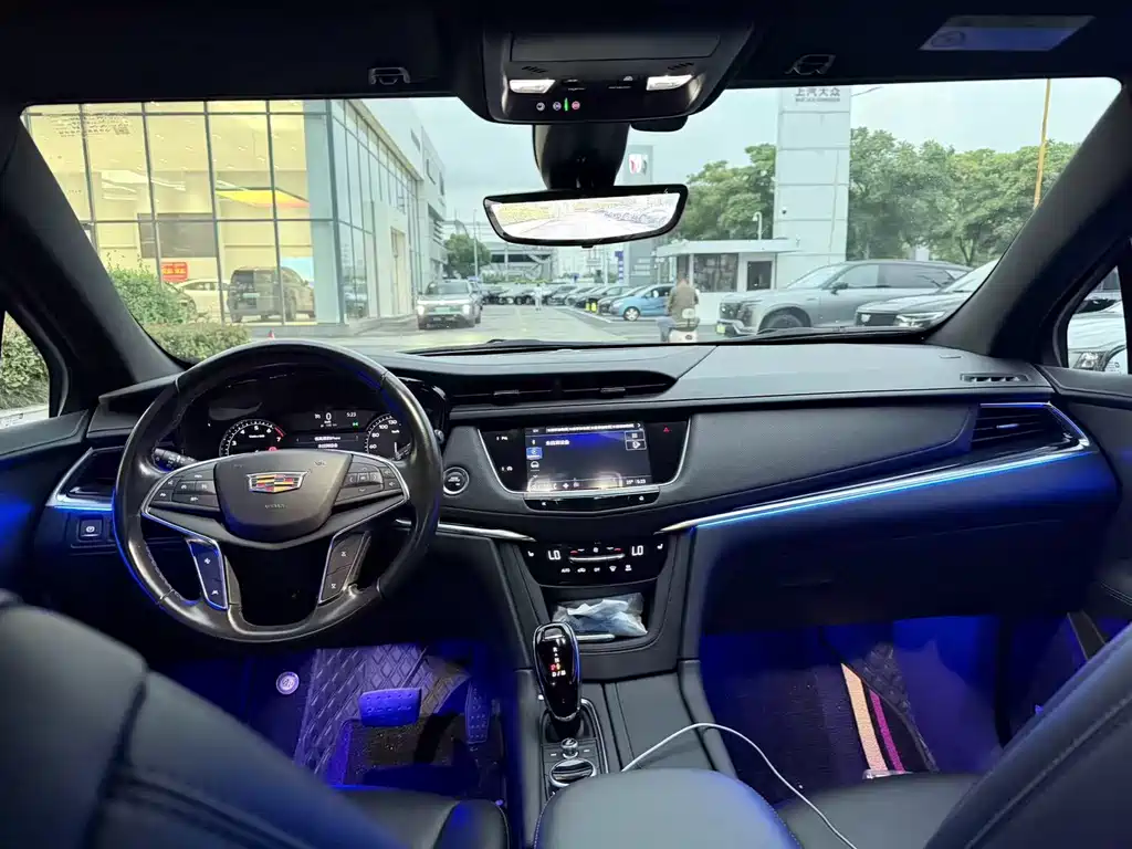 Cadillac XT5 — миниатюра 8