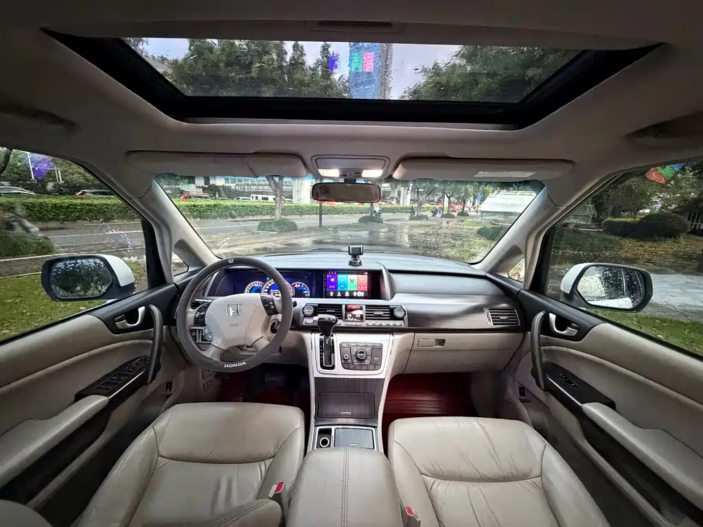 Honda Elysion — миниатюра 4