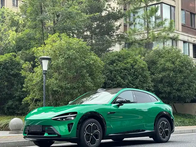 XIAOMI CAR XIAOMI YU7 2025
