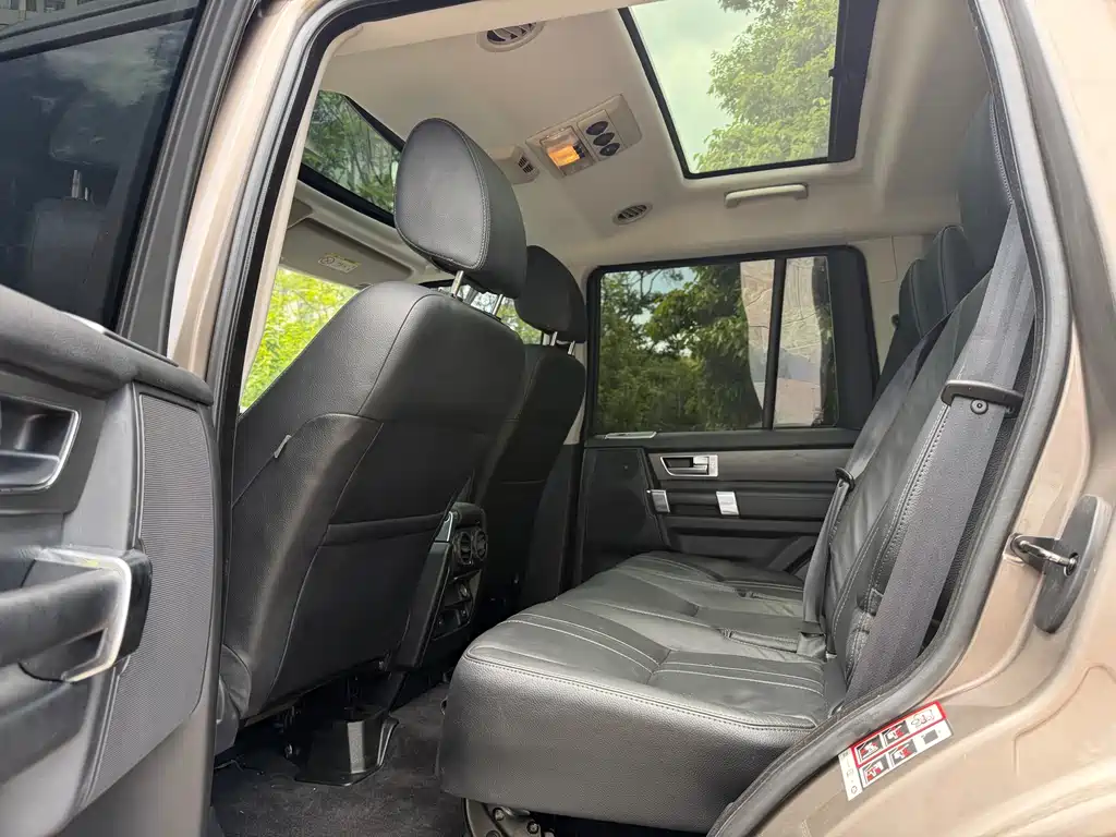 Land Rover Discovery 2016 3.0 SC V6 HSE