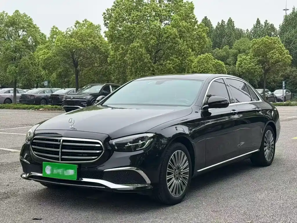 Mercedes-Benz E-Class 2021