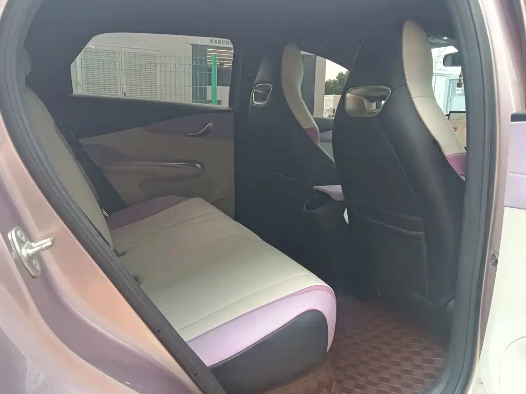BYD Dolphin — миниатюра 8