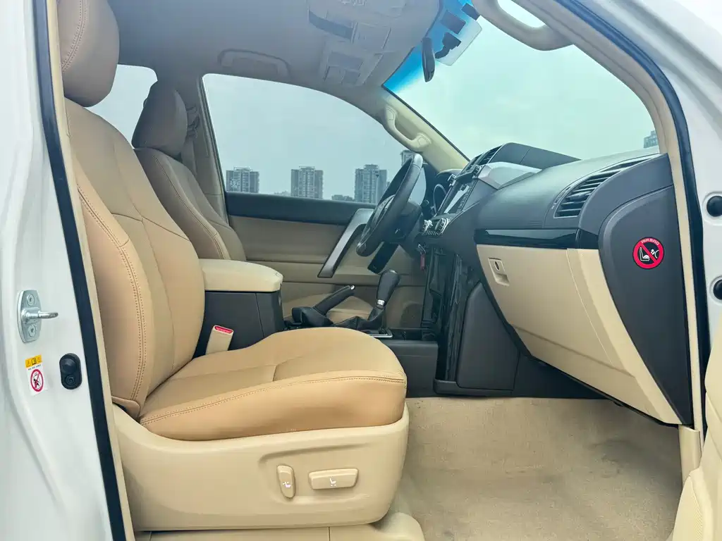 Toyota Land Cruiser Prado 2015 2.7L AT