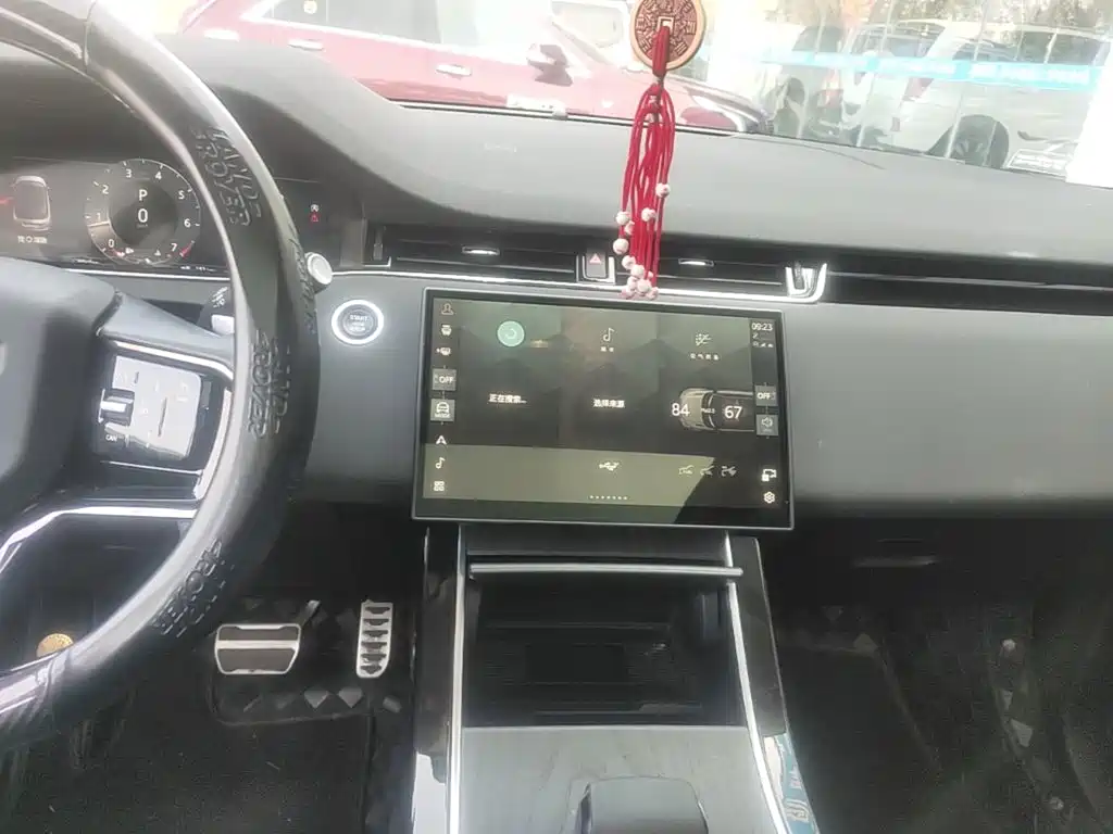 Land Rover Evoque — миниатюра 13