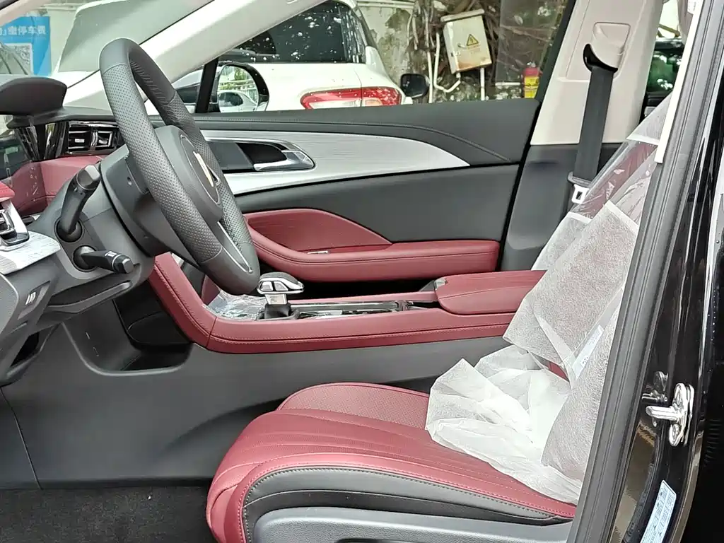 Hongqi H5 2025 1.5T DCT