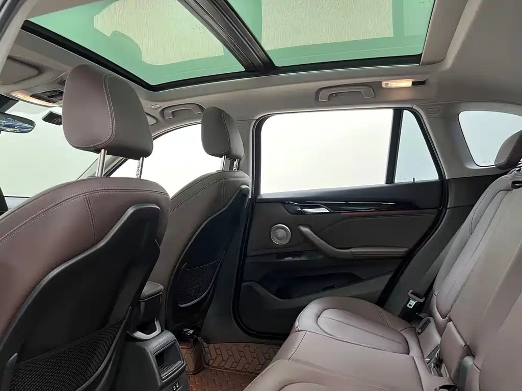 BMW X1 — миниатюра 20