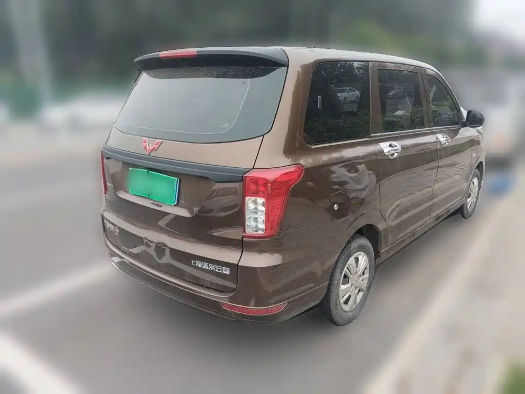 Wuling Hongguang — миниатюра 4