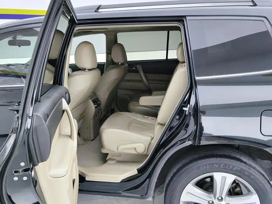 Toyota Highlander — миниатюра 11