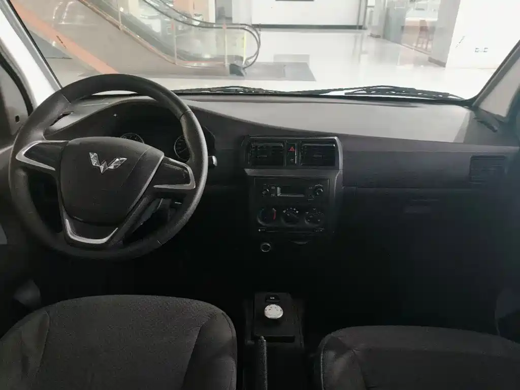 Wuling Rongguang EV — миниатюра 4