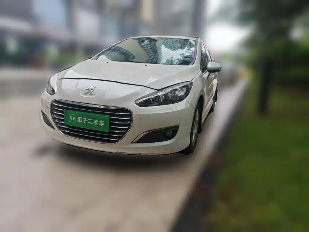 Peugeot 308 — миниатюра 2