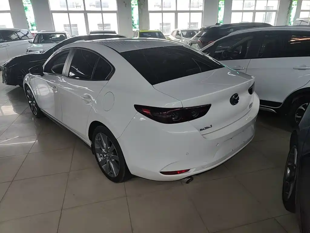 Mazda 3 Axela — миниатюра 5
