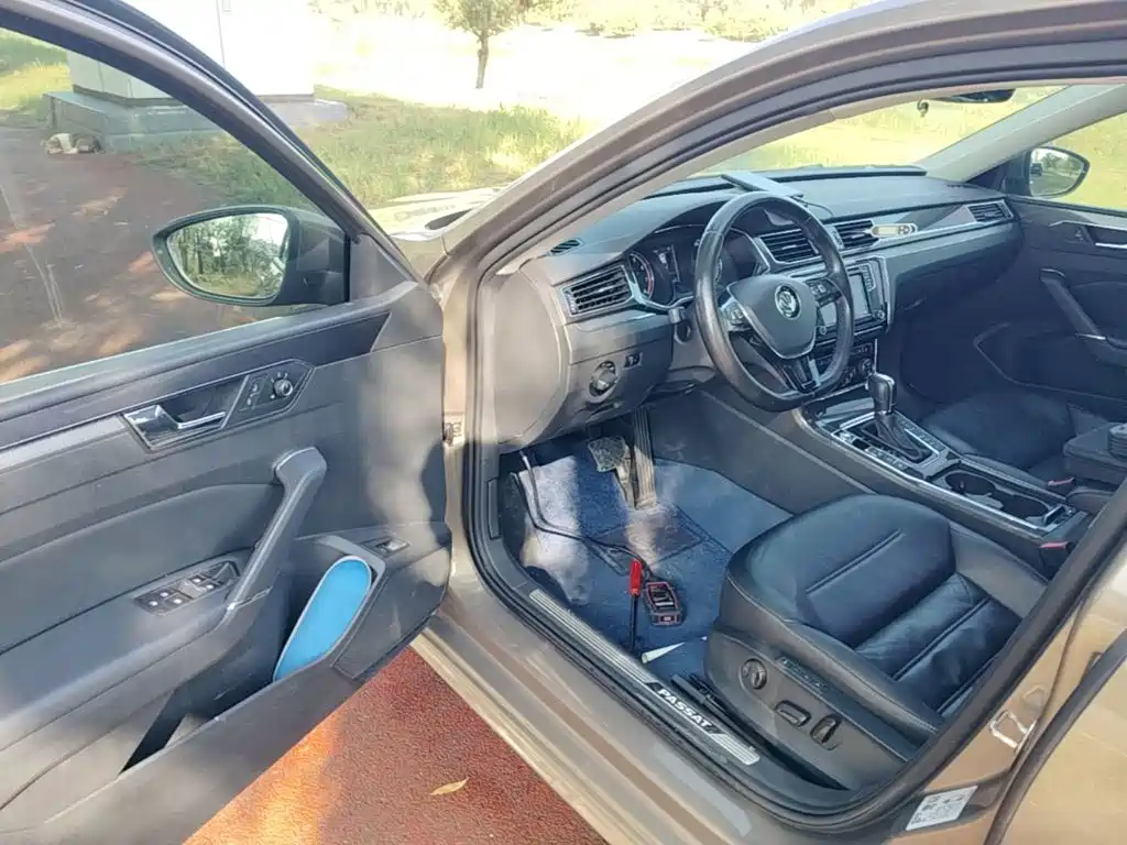 Volkswagen Passat — миниатюра 16