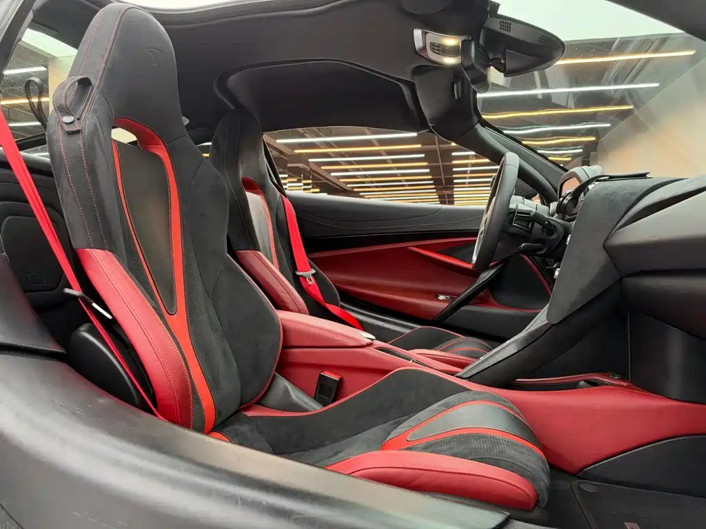 McLaren 720S — миниатюра 11