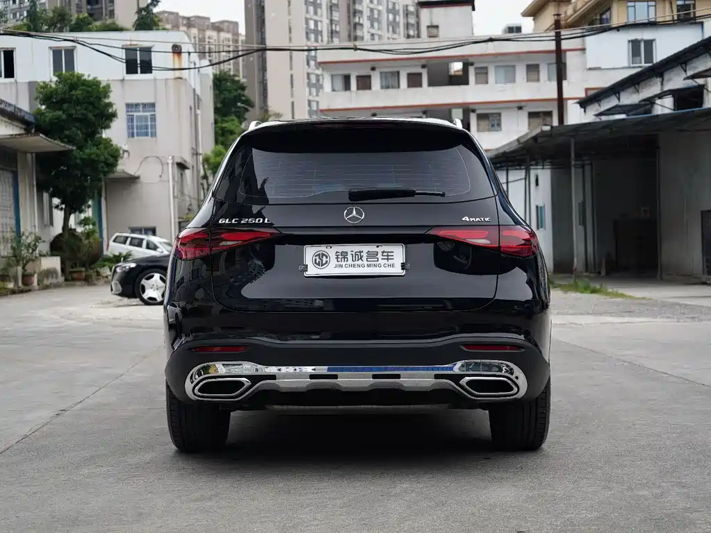 Mercedes-Benz GLC 2023 GLC 260 L 4MATIC 5 мест