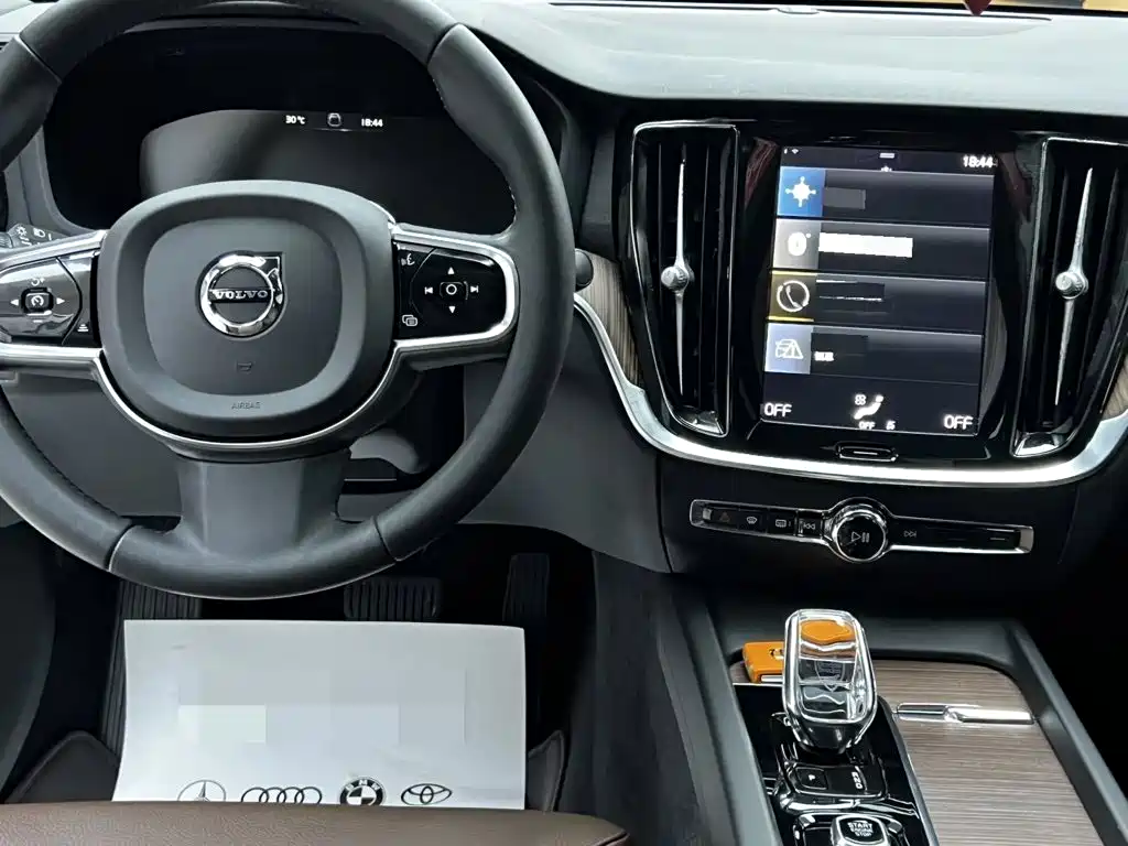 Volvo S60 — миниатюра 8