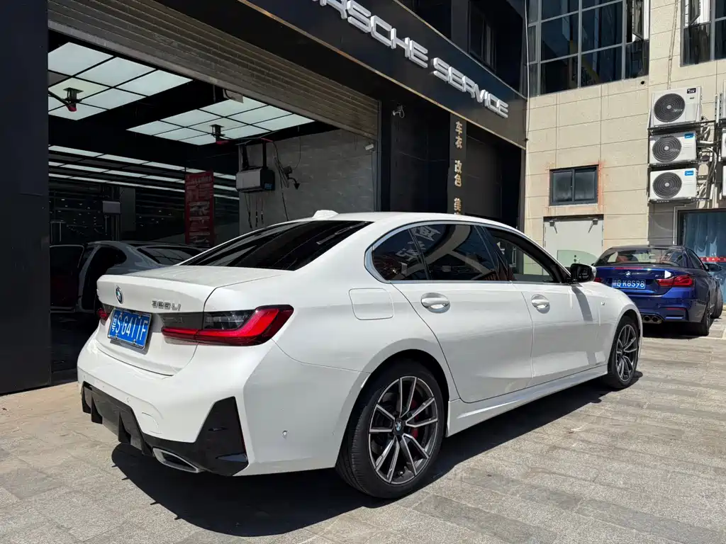 BMW 3 Series — миниатюра 4
