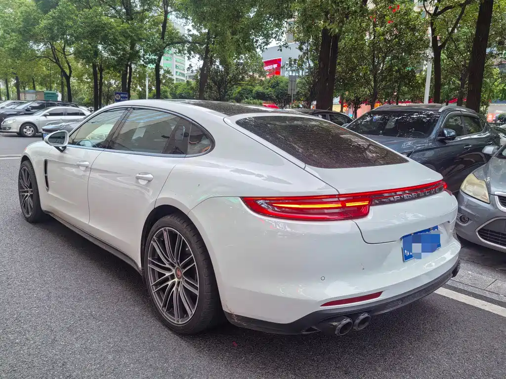 Porsche Panamera 2019 Panamera 4 Executive Long Wheelbase 2.9T