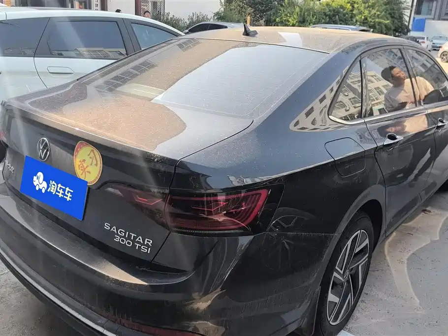 Volkswagen Sagitar 2025 300TSI DSG
