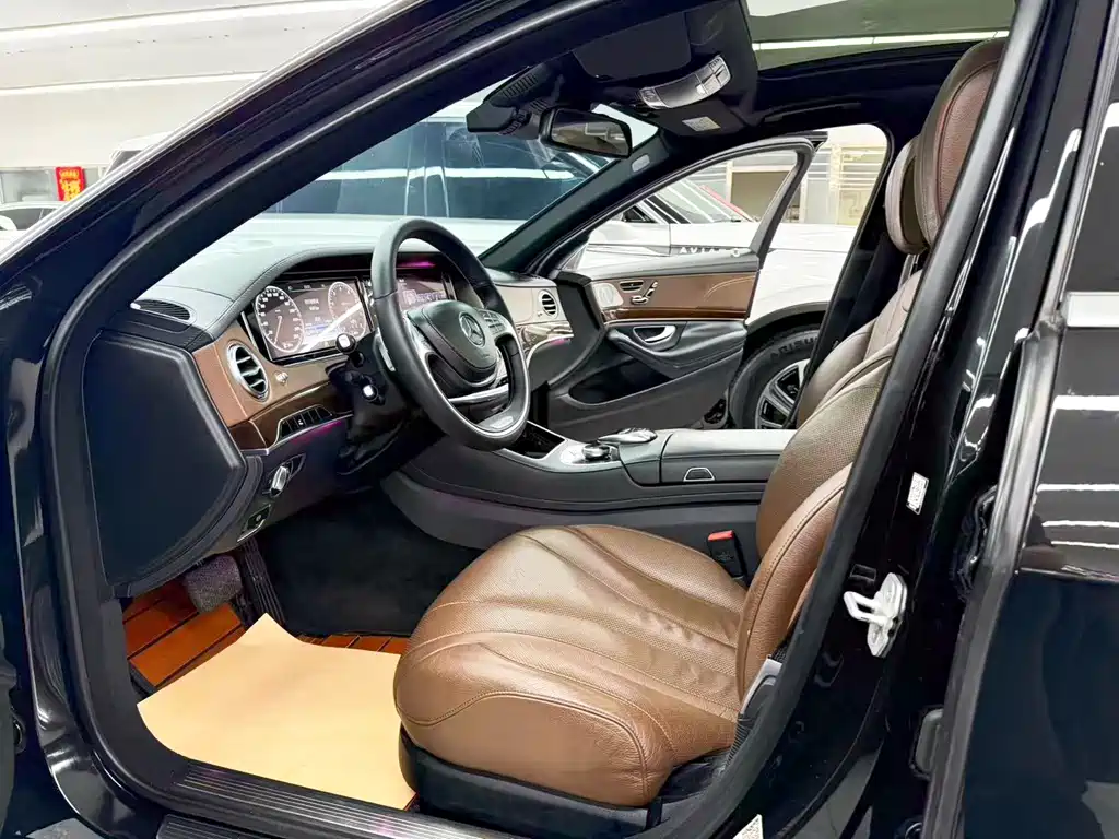 Mercedes-Benz S-Class — миниатюра 7