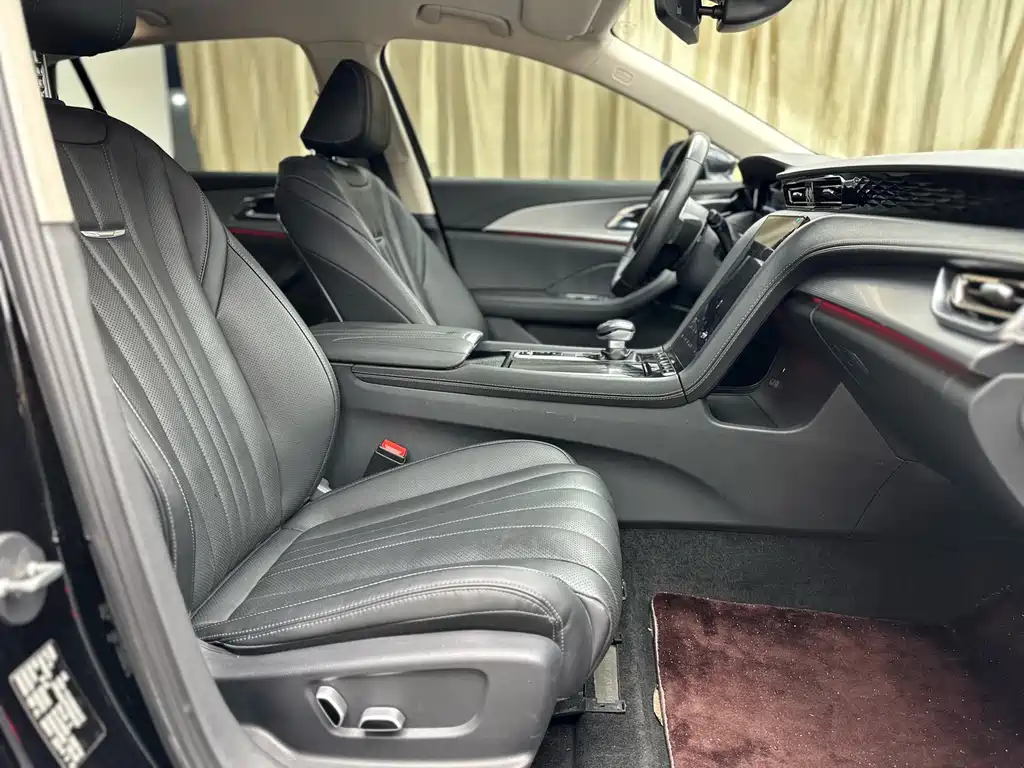 Hongqi Hongqi H5 — миниатюра 15