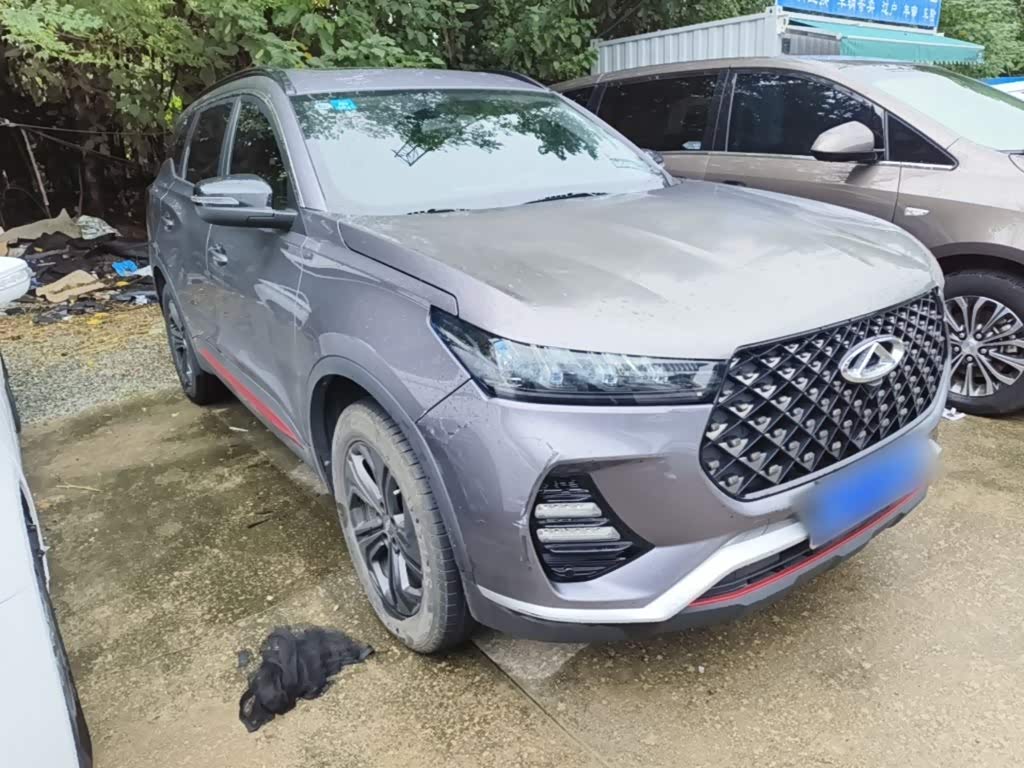 CHERY Tiggo 7 1.5 л 2023 г. Серебристо-серый, пробег 38400 км