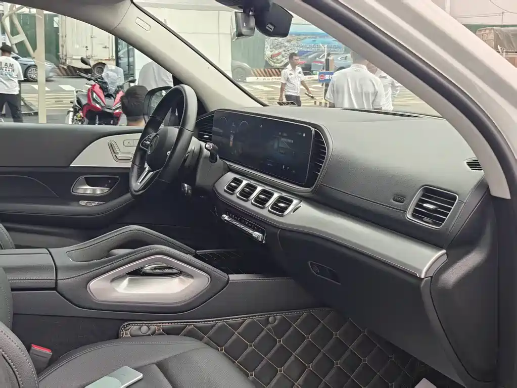 MERCEDES-BENZ  GLE