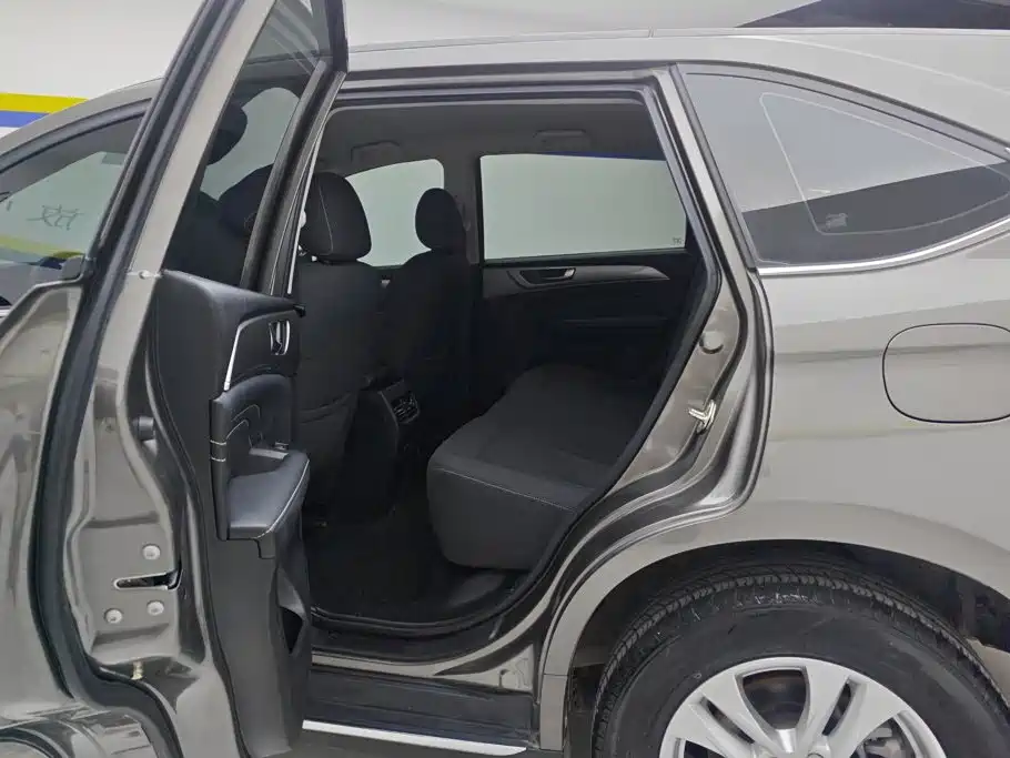 Haval M6 — миниатюра 10
